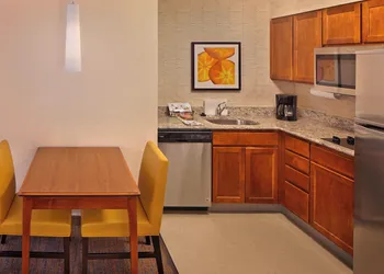 Residence Inn by Marriott Hartford Avon hotel thumbnail 6