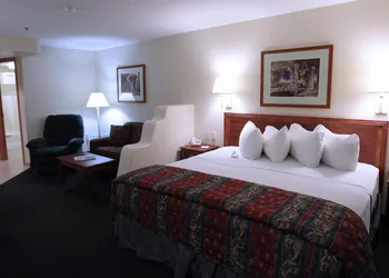 Garden Place Suites hotel thumbnail 6
