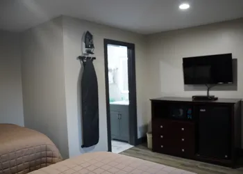Best Way Inn hotel thumbnail 6