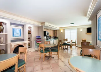 La Quinta Inn by Wyndham Tallahassee North hotel thumbnail 5