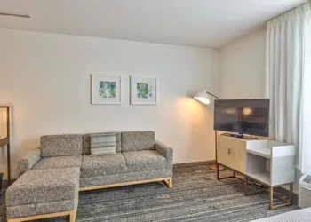 MainStay Suites Tallahassee hotel thumbnail 7