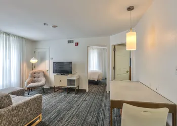 MainStay Suites Tallahassee hotel thumbnail 8