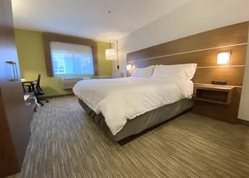 Holiday Inn Express Hotel & Suites Park City by IHG hotel thumbnail 3