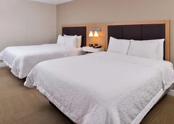 Hampton Inn Greensboro-East hotel thumbnail 7