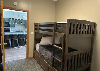 EverSpring Inn & Suites hotel thumbnail 6