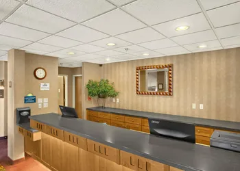 Days Inn by Wyndham Rapid City hotel thumbnail 2