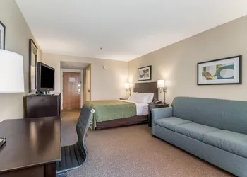 Quality Inn Portsmouth hotel thumbnail 6