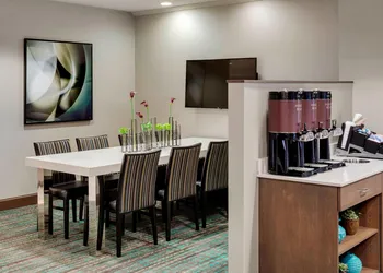 Residence Inn by Marriott Portsmouth hotel thumbnail 2