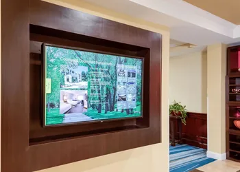 Courtyard by Marriott in Portsmouth hotel thumbnail 2