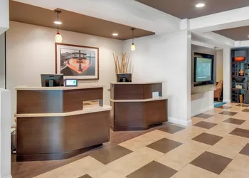 Courtyard by Marriott in Portsmouth hotel thumbnail 3