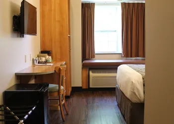 Microtel Inn & Suites by Wyndham York hotel thumbnail 5