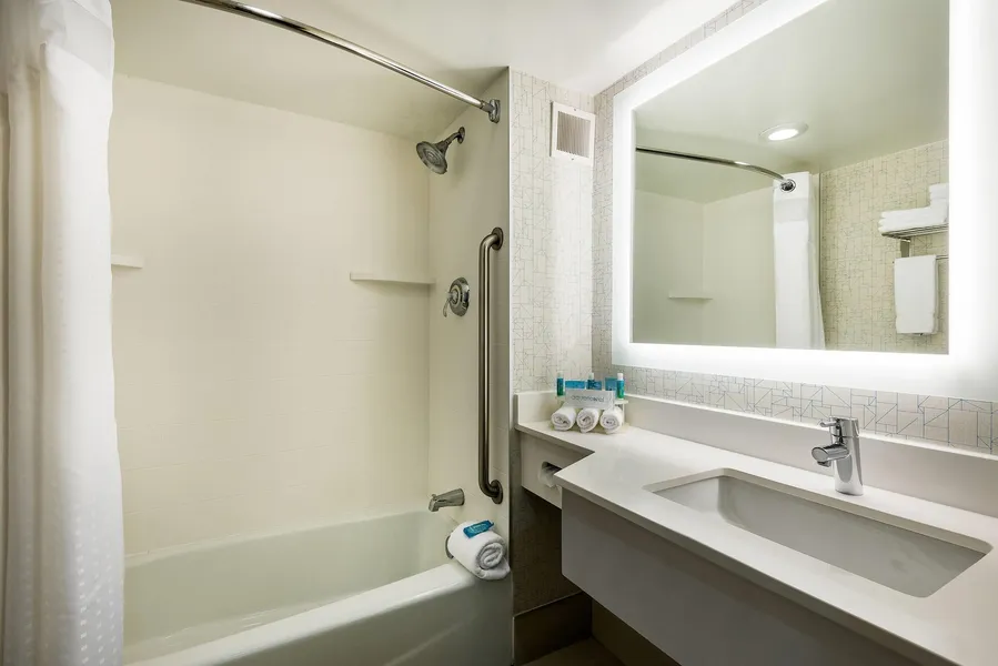 Country Inn & Suites by Radisson, Downtown Albany New York hotel detail image 6
