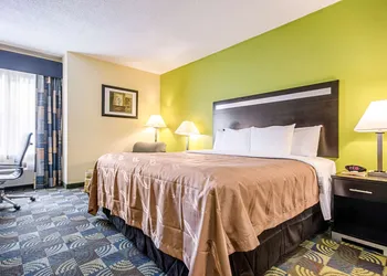 Quality Inn & Suites Glenmont - Albany South hotel thumbnail 8