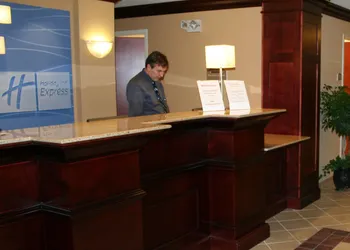 Holiday Inn Express & Suites Albany Airport Area - Latham by IHG hotel thumbnail 2