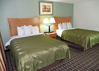 Quality Inn & Suites Council Bluffs - Omaha East hotel thumbnail 7