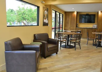 Casa Ojai Inn hotel thumbnail 8
