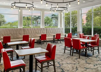 Hilton Garden Inn Bakersfield hotel thumbnail 4