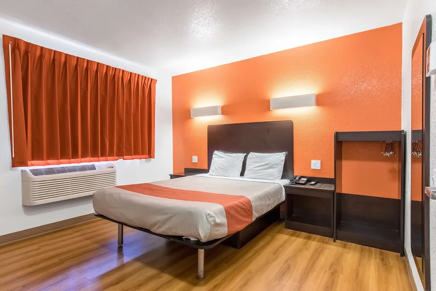 Motel 6 Bakersfield, CA - Central hotel detail image 6