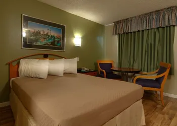 Vagabond Inn Bakersfield North hotel thumbnail 4