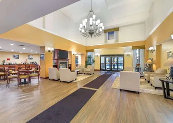 Best Western Plus Victor Inn & Suites hotel thumbnail 2