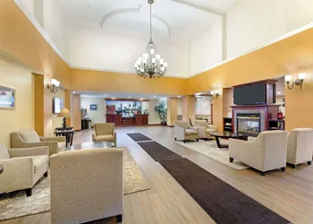 Best Western Plus Victor Inn & Suites hotel thumbnail 3