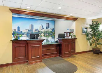 Best Western Plus Victor Inn & Suites hotel thumbnail 5