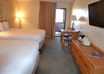 The Lodge at Cliff Castle Casino hotel thumbnail 8