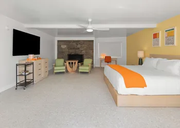 Mojave Resort - Adults Only hotel thumbnail 8