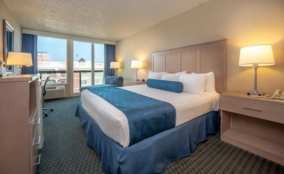 Atlantic Sands Hotel & Conference Center hotel detail image 6