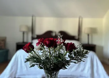 Blackberry River Inn hotel thumbnail 7