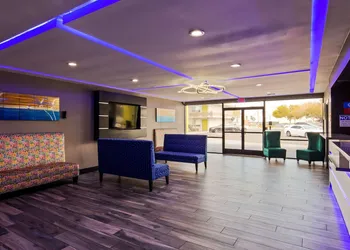 SureStay Plus Hotel by Best Western Point Richmond hotel thumbnail 2