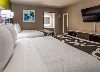 SureStay Plus Hotel by Best Western Point Richmond hotel thumbnail 7