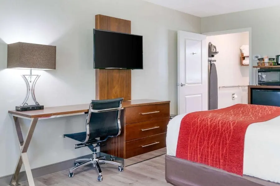Antioch Inn and Suites hotel detail image 6