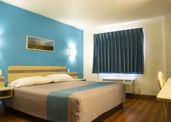 Motel 6 Las Cruces, NM - Telshor hotel thumbnail 8
