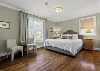 Chanticleer Inn Bed & Breakfast hotel thumbnail 6