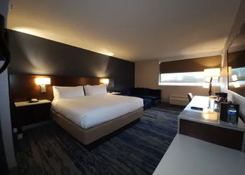 Skyline Hotel Detroit Airport, SureStay Collection by BW hotel thumbnail 6