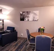 Skyline Hotel Detroit Airport, SureStay Collection by BW hotel detail image 7