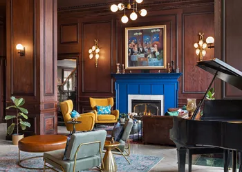 Landmark Inn hotel thumbnail 3