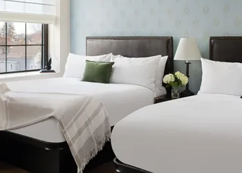 Landmark Inn hotel thumbnail 7