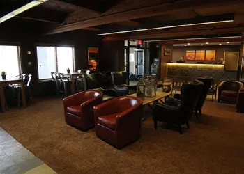 C'mon Inn Hotel & Suites hotel thumbnail 4