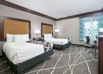 La Quinta Inn & Suites by Wyndham Little Rock - Bryant hotel thumbnail 8