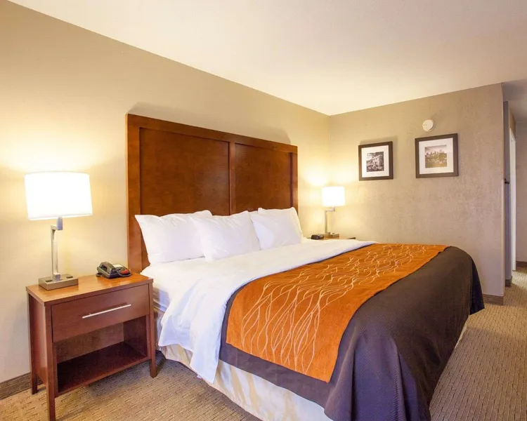 Quality Inn & Suites I-40 East hotel detail image 6