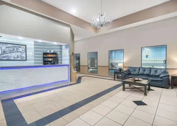 Super 8 by Wyndham North Little Rock/McCain hotel thumbnail 2