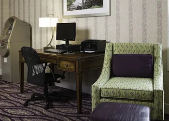 Smart Suites, an Ascend Collection Hotel hotel thumbnail 6