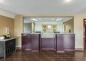Comfort Inn & Suites Knoxville West hotel thumbnail 4