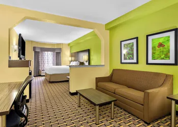 Best Western Knoxville Suites - Downtown hotel thumbnail 7