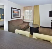 Sonesta Simply Suites Knoxville hotel detail image 4