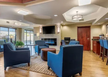 Comfort Inn Lenoir City-Knoxville hotel thumbnail 3