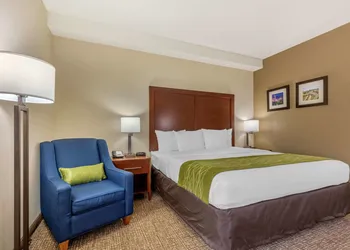 Comfort Inn Lenoir City-Knoxville hotel thumbnail 8