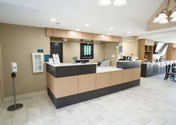 Mainstay Suites Knoxville Airport hotel thumbnail 2